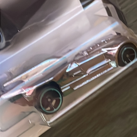 2017 DC  Batmobile - Picture 4 of 7